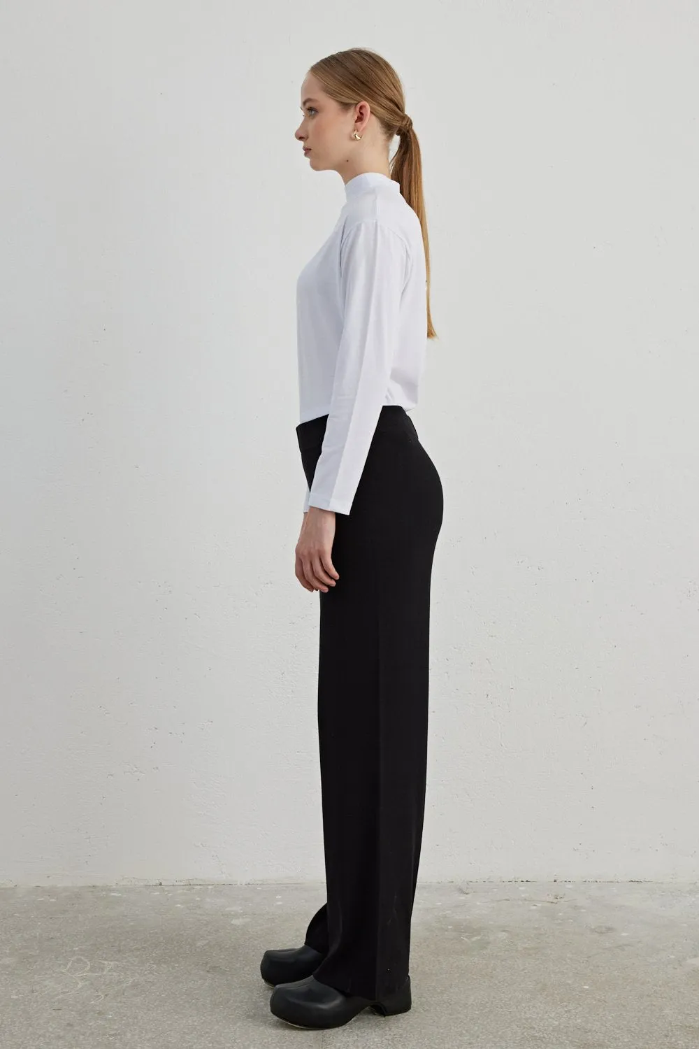 MRW Basic Knitted Pants Black